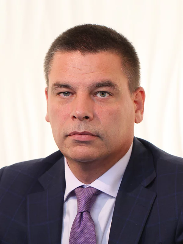 Marinov123.webp